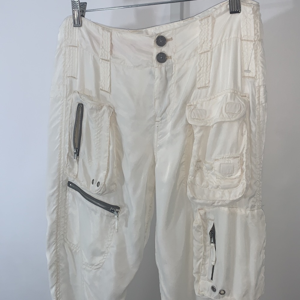 Johnny Was Pete & Greta Cargo Pants. - Picture 3 of 11
